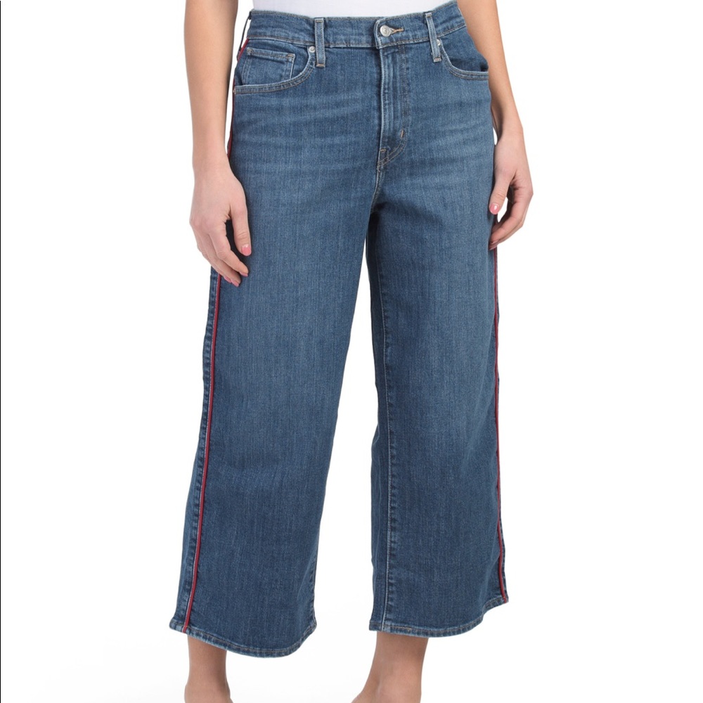 Capri jeans